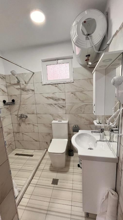 Driteza Hotel Korce Eksteriør billede