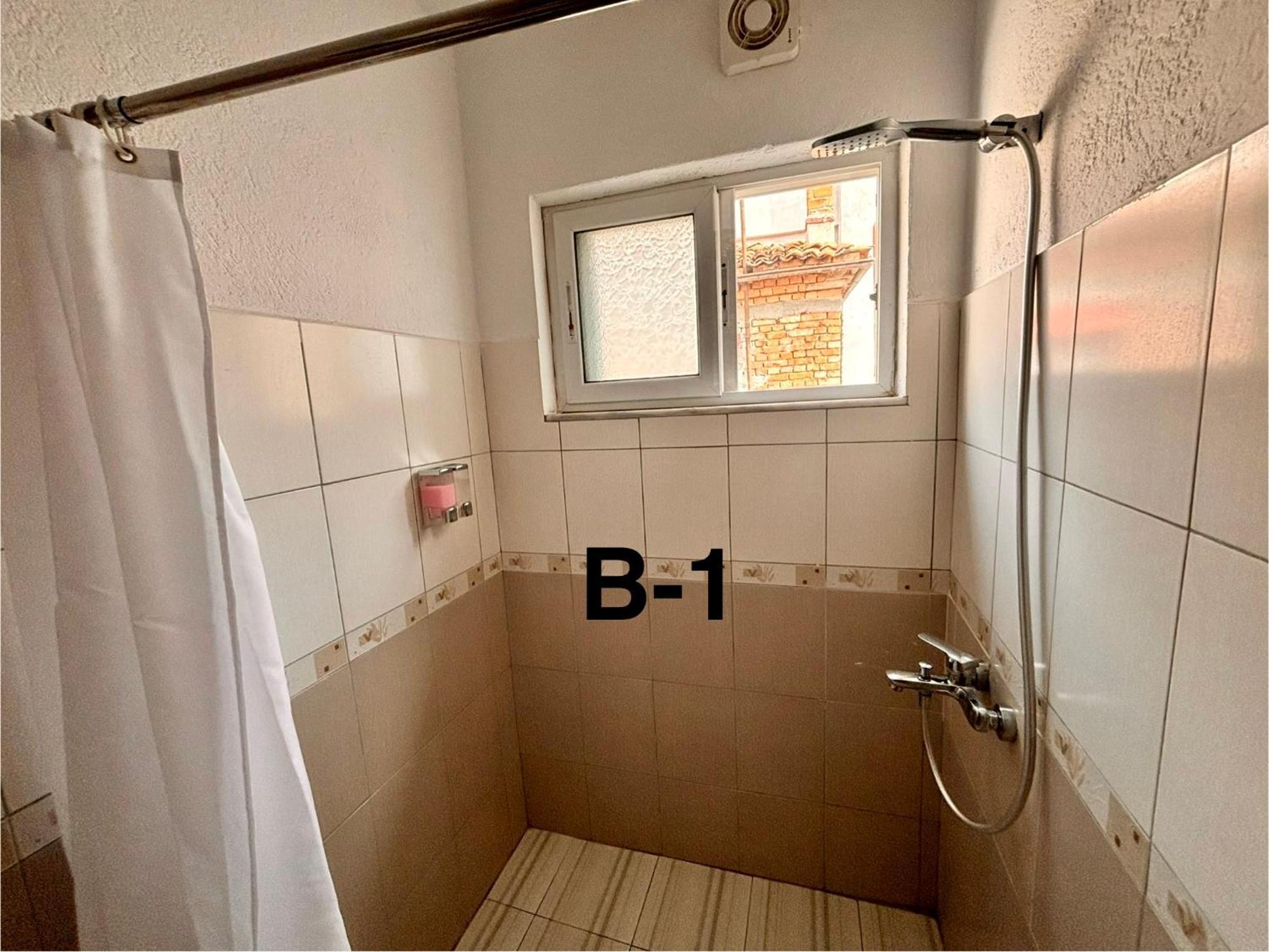 Driteza Hotel Korce Eksteriør billede
